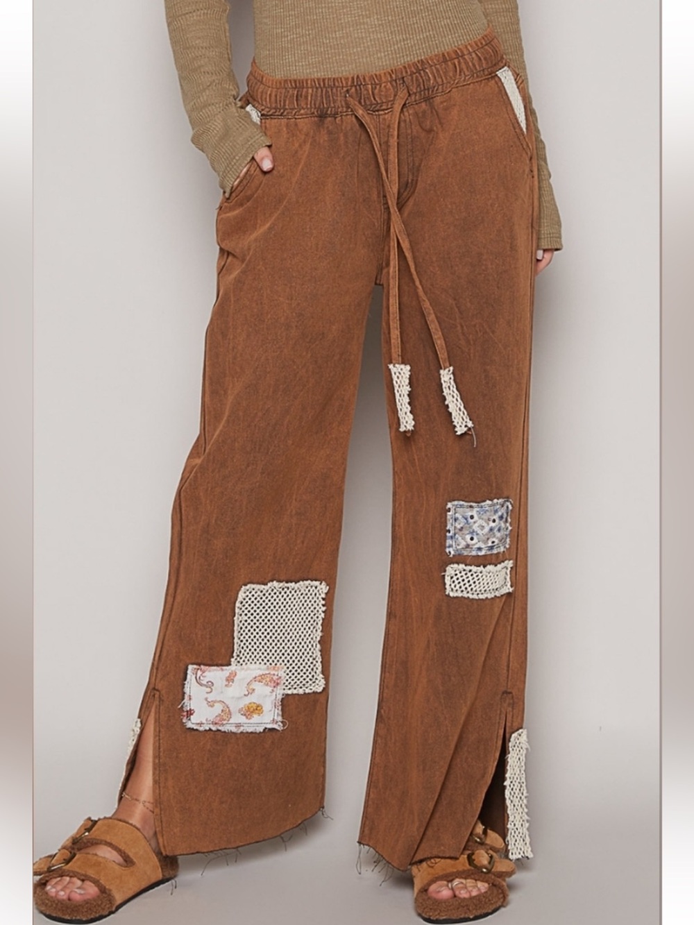 POL Rustic Patchwork Pants in Brown Size Small NWT